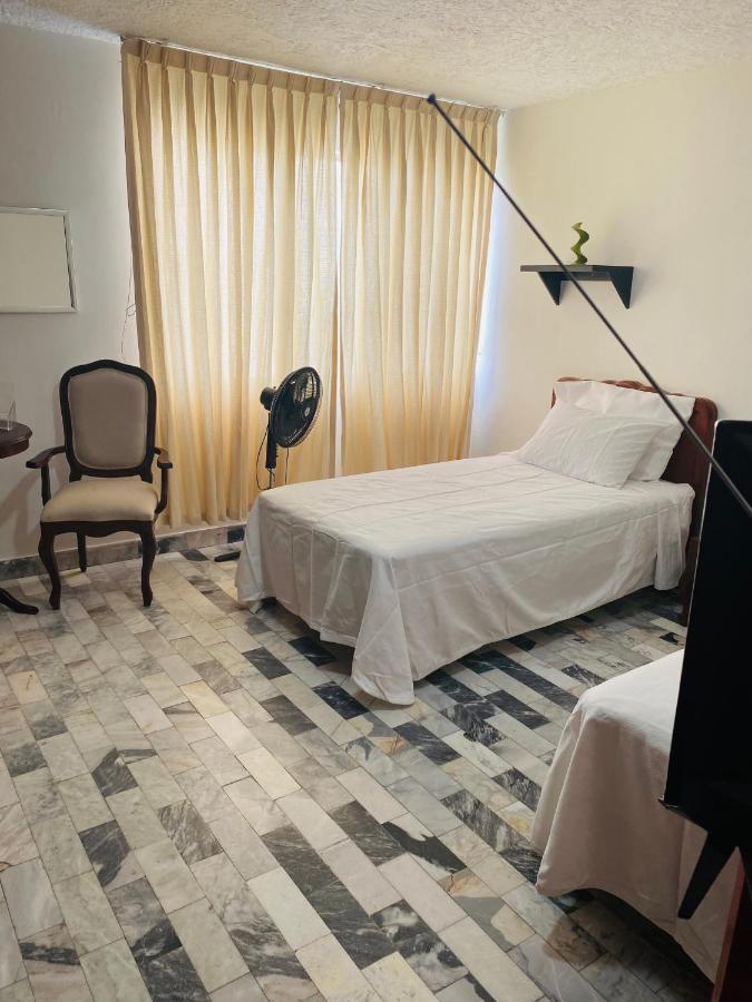 Hostal Guadalajara Cosmopolitan Providencia Exteriör bild