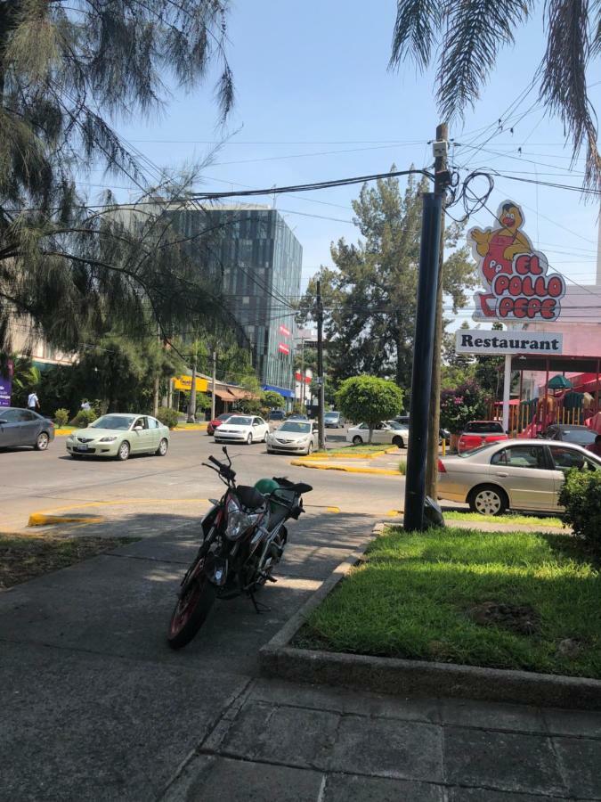 Hostal Guadalajara Cosmopolitan Providencia Exteriör bild