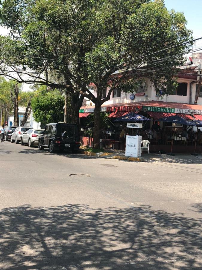 Hostal Guadalajara Cosmopolitan Providencia Exteriör bild